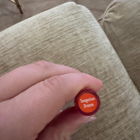 Lip Injection Extreme Lip Plumper
Hydrating Plumping Lip Gloss - Picture 5 of 5